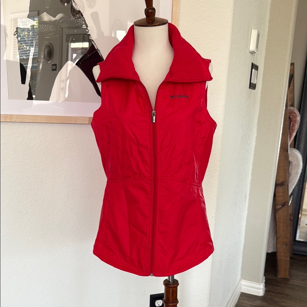 Columbia Red Quilted Puffer Vest